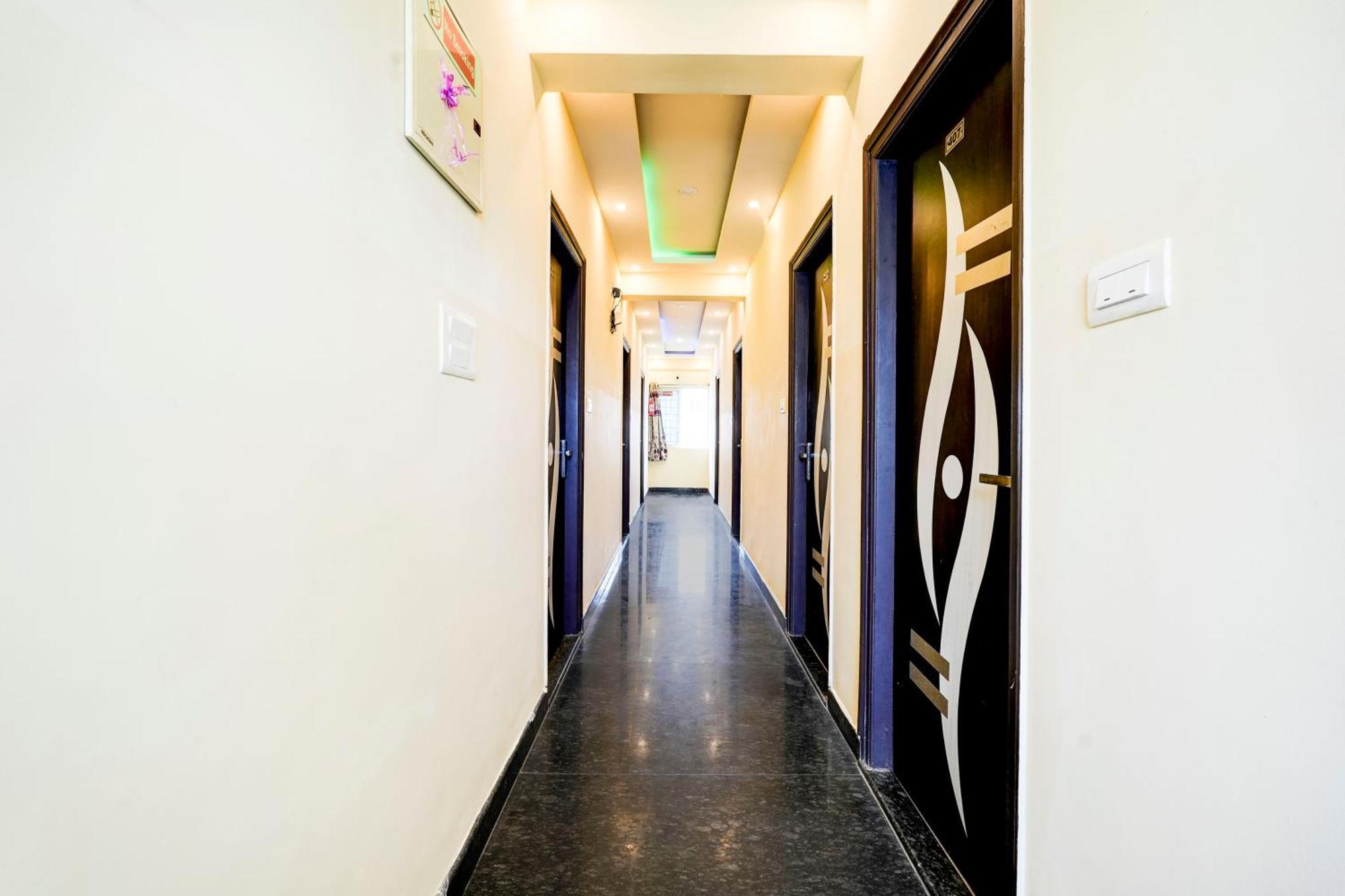 Super Hotel O Ganakkal Near Bgs Hospital Junction Formerly Omkar Global Inn Bangalore Exterior foto